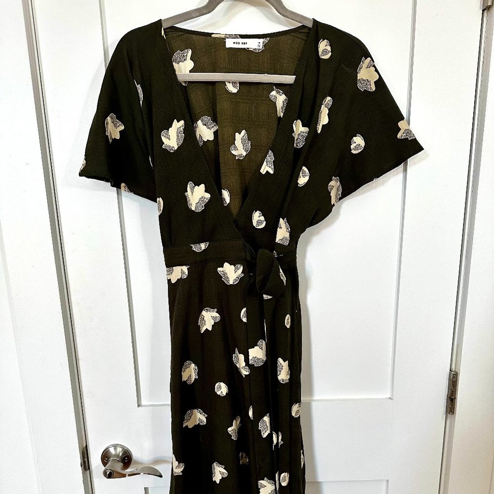 Mod Ref Classic Dark Green Wrap Dress